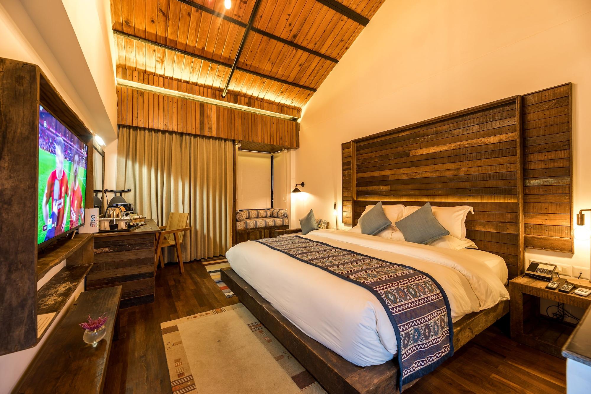 Country Hotel 4*