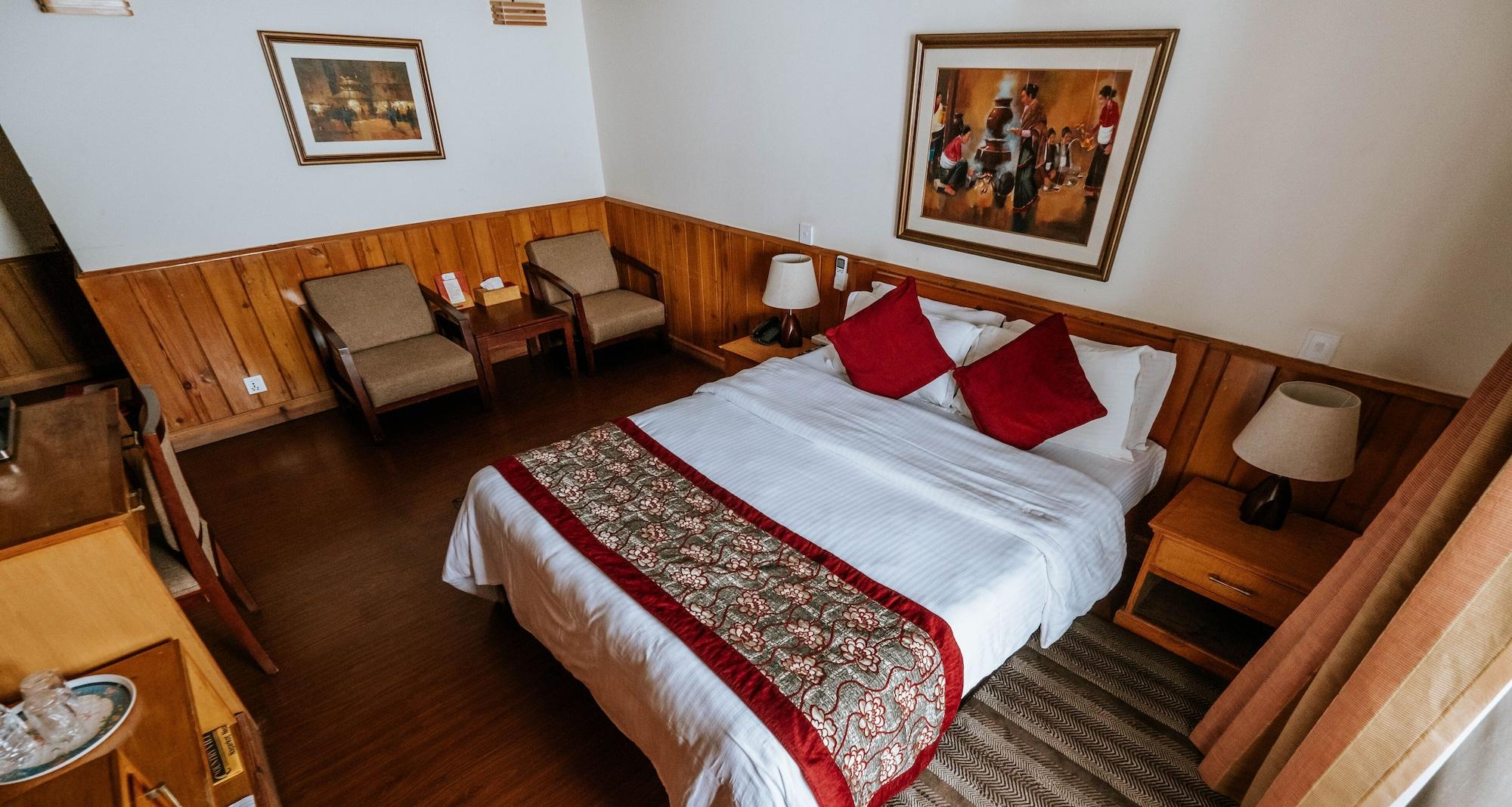 Country Hotel 4*